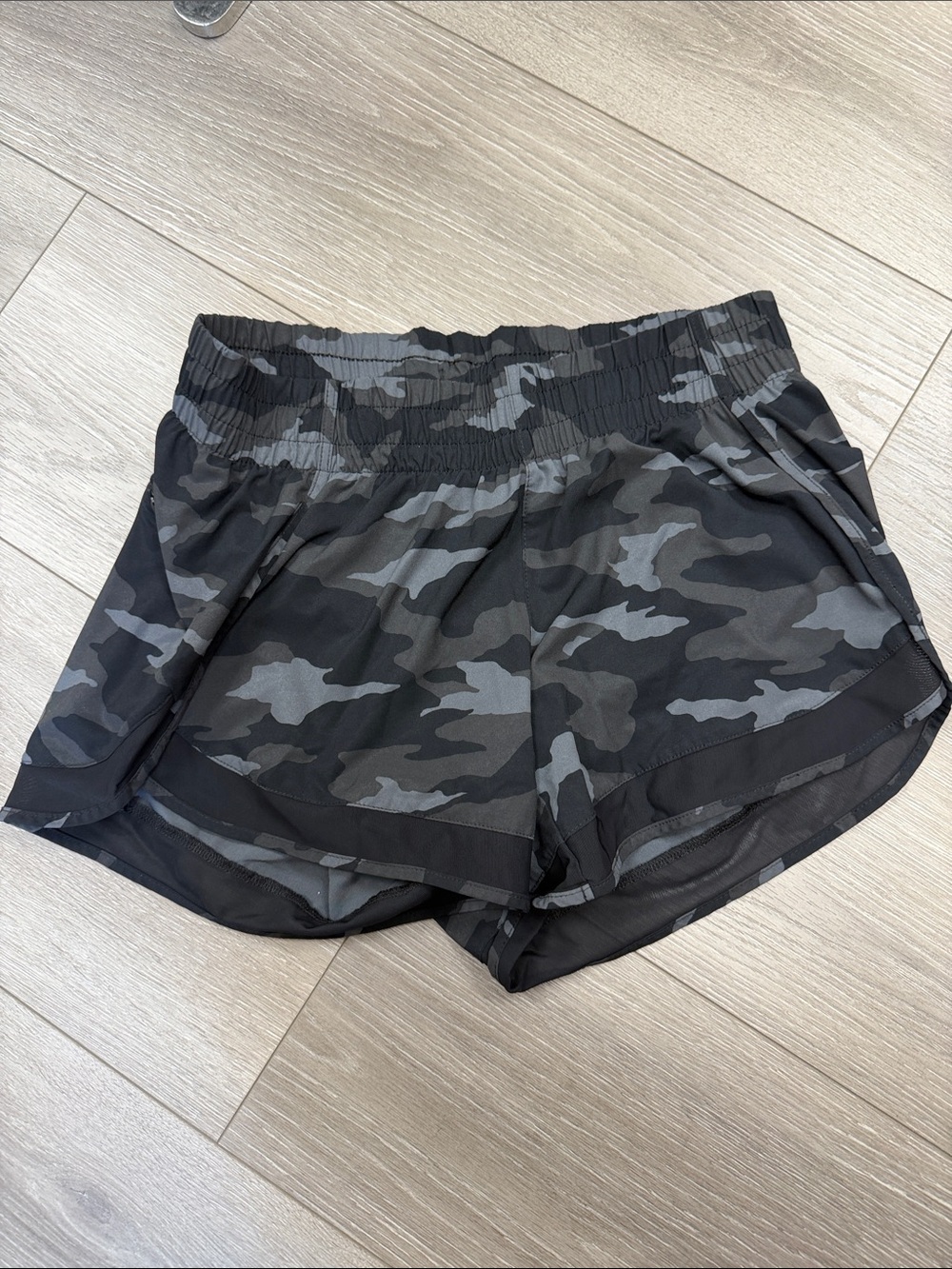 Athleta Racer Run short 4”